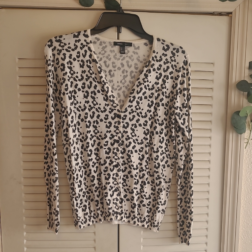 Mango Leopard Print Long Sleeve Fitted Blouse